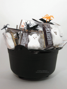 Caldron of Halloween Smores