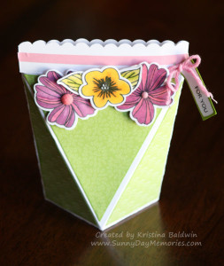 Spring-themed Self Closing Box